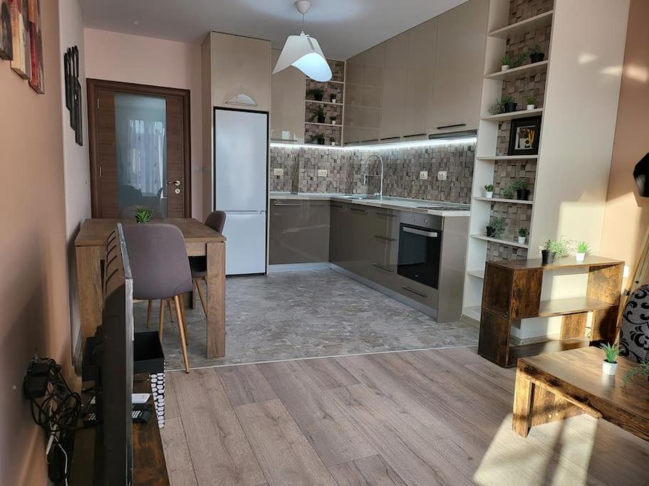 Stylish Apartment Near City Center Φιλιππούπολη Εξωτερικό φωτογραφία